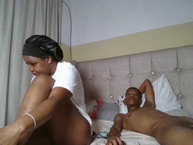 RexFamily3 live cam on BongaCams