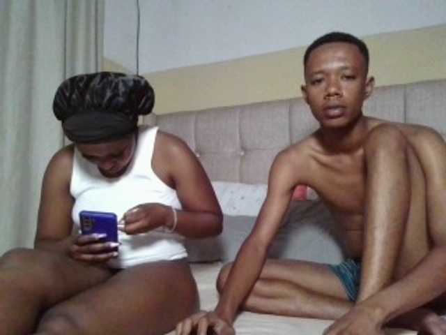 RexFamily3 live webcam show