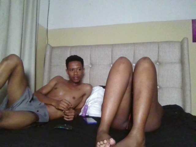 RexFamily3 live cam on BongaCams