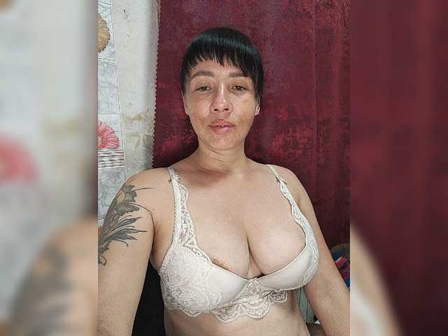 Karina-25