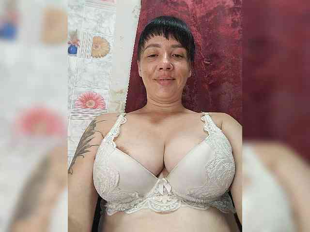 Karina-25 webcam