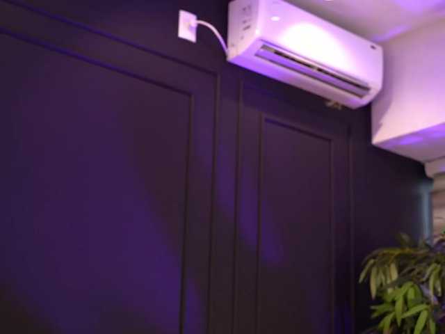 GoldieMaren live cam on BongaCams