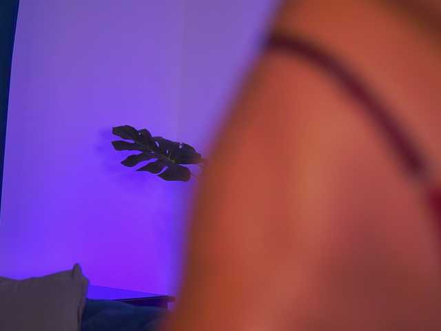 GoldieMaren live cam on BongaCams