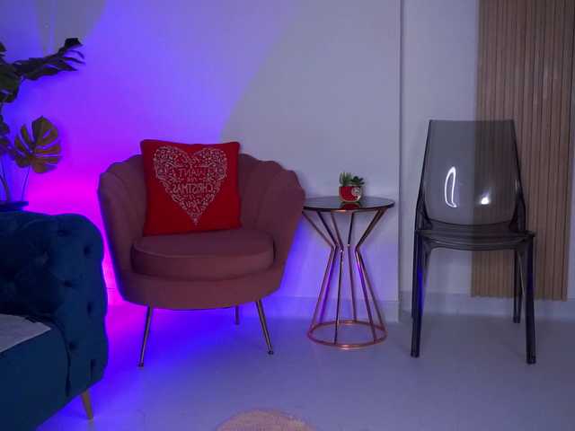 GoldieMaren live cam on BongaCams