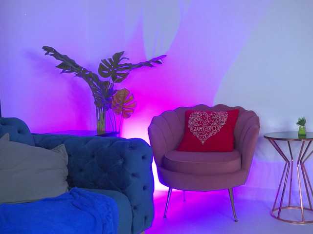GoldieMaren live cam on BongaCams