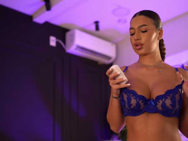 GoldieMaren live cam preview