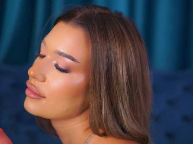 GoldieMaren live cam on BongaCams