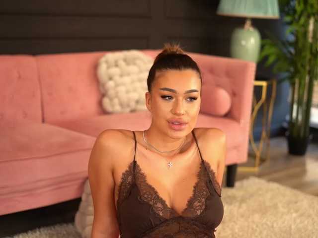 GoldieMaren live cam on BongaCams