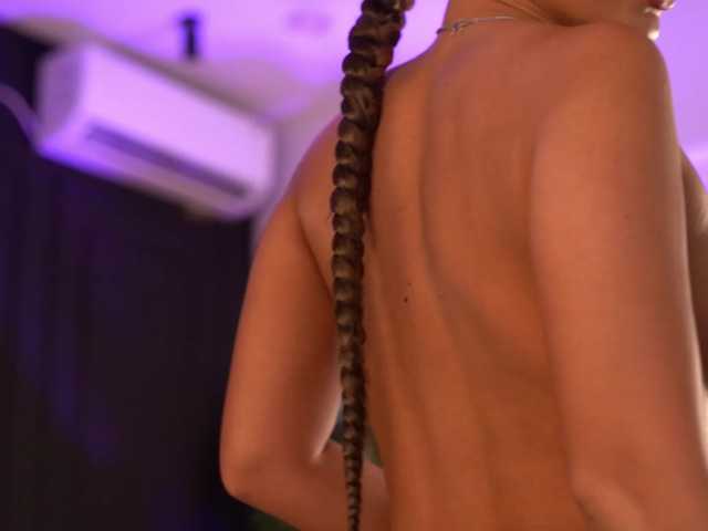 GoldieMaren live cam on BongaCams