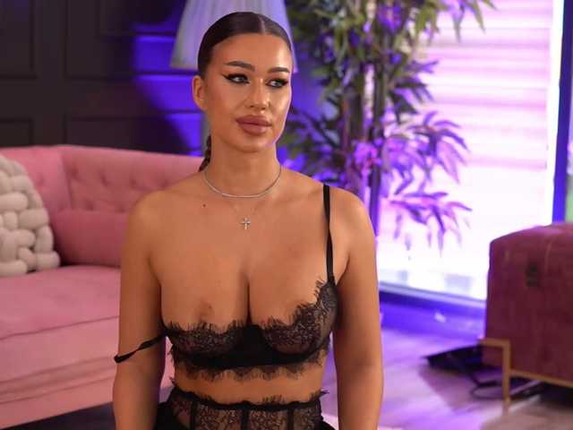 GoldieMaren, en vivo ahora en BongaCams