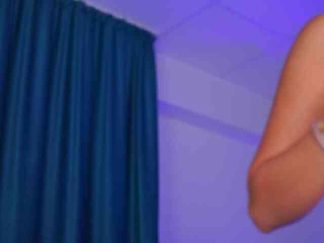 GoldieMaren webcam