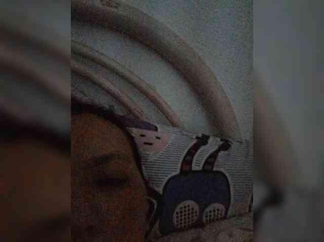 Modelo: -meowscarade-