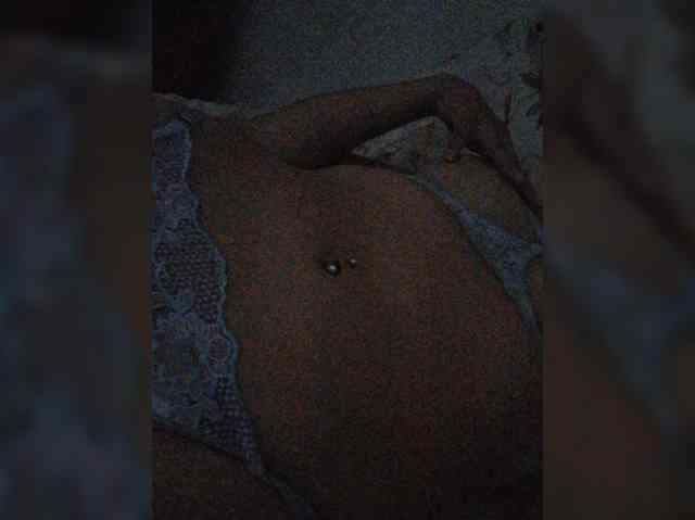 Modelo: -meowscarade-