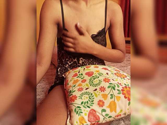 Doll69 live cam on BongaCams