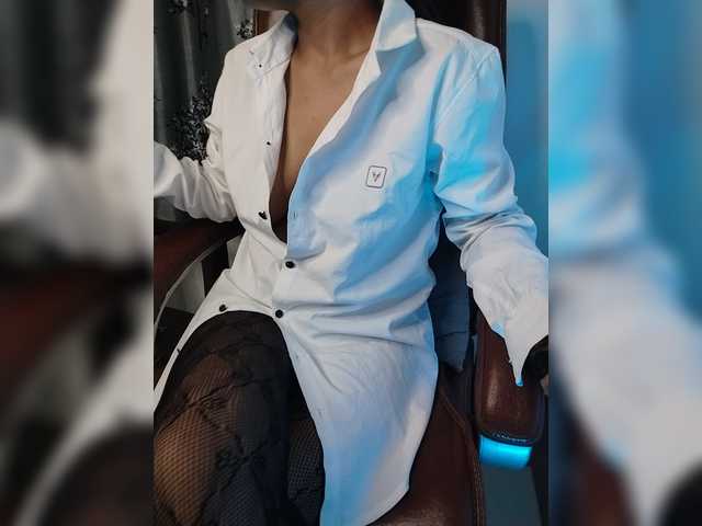 Doll69 live cam on BongaCams