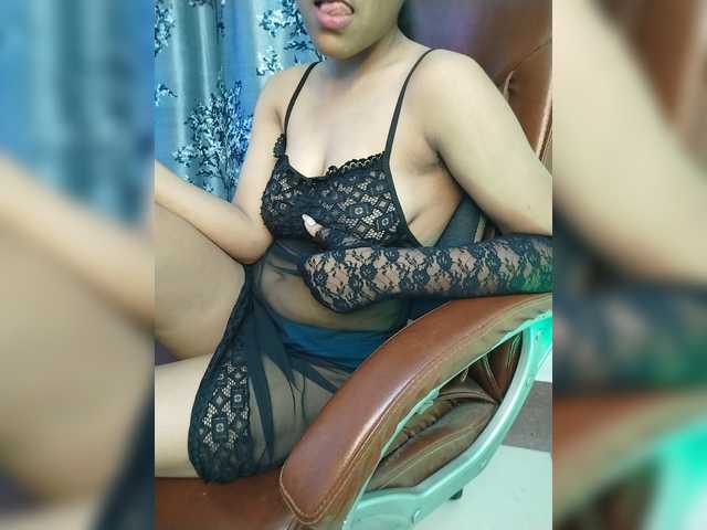 Doll69 live cam on BongaCams