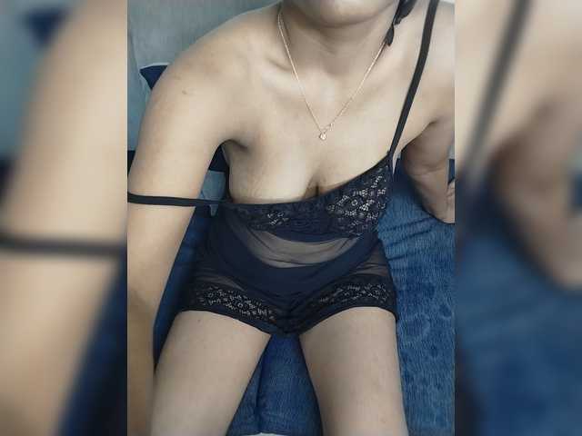 Doll69 live cam on BongaCams