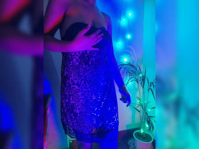 Doll69 live cam on BongaCams