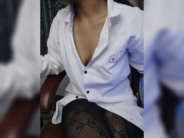 Doll69 live cam on BongaCams