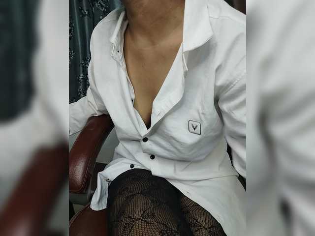 Doll69 live cam on BongaCams