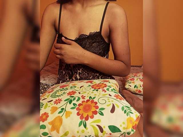 Doll69 live cam on BongaCams