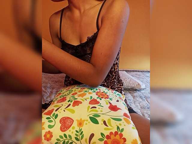 Doll69 live cam on BongaCams