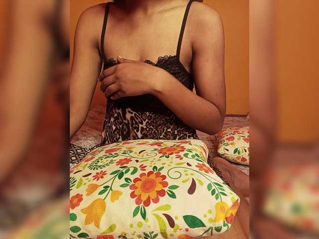 Doll69 live cam on BongaCams