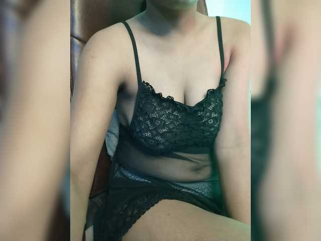 Doll69 live cam on BongaCams