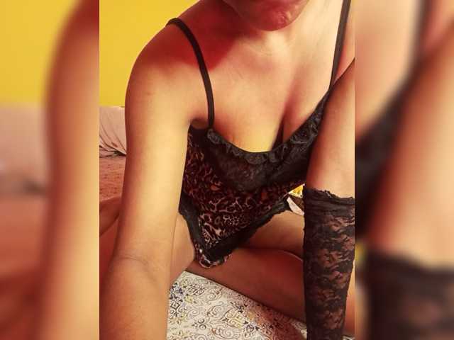 Doll69 live cam on BongaCams