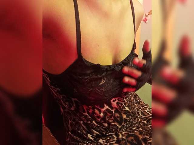 Doll69 live cam on BongaCams