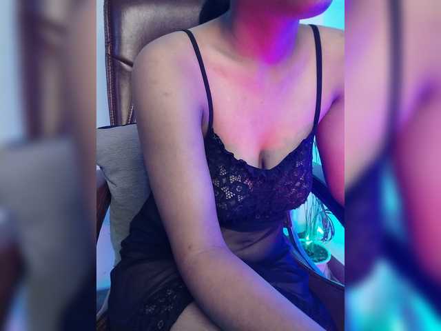 Doll69 live cam on BongaCams