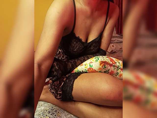 Doll69 live cam preview