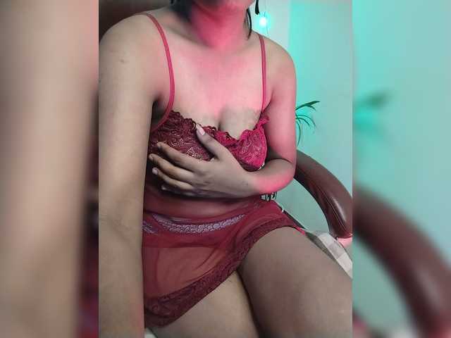 Doll69 live cam on BongaCams