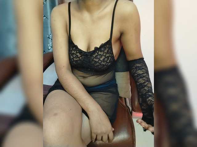 Doll69 live cam on BongaCams