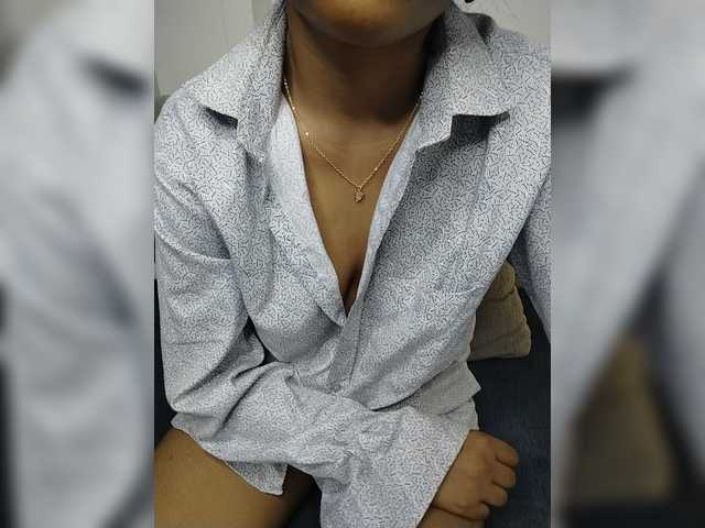 Doll69 live cam on BongaCams