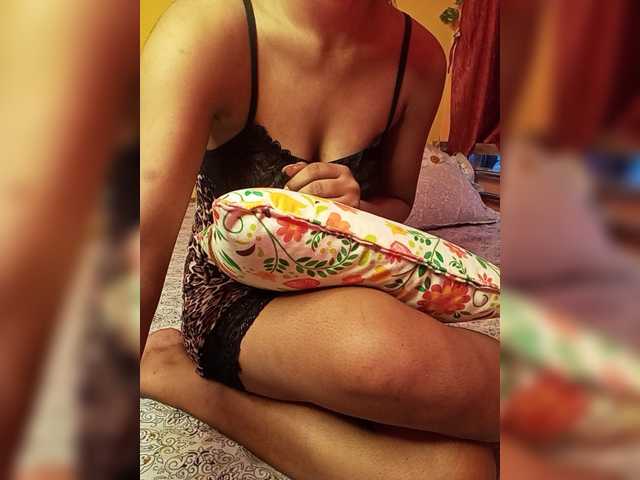 Doll69 live cam on BongaCams