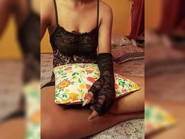 Doll69 live cam on BongaCams