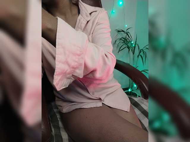 Doll69 live webcam show