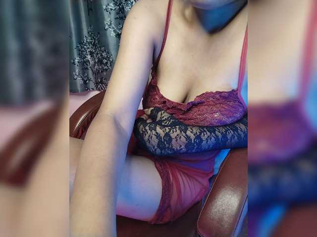 Doll69 live cam on BongaCams