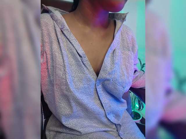 Doll69 live cam on BongaCams