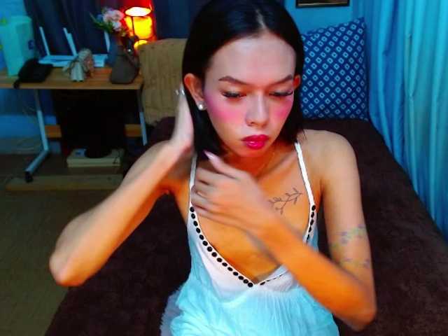 SassyOlivia live cam