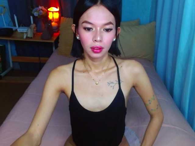SassyOlivia live webcam show