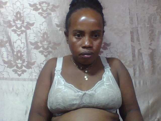 Anita4 live cam on BongaCams