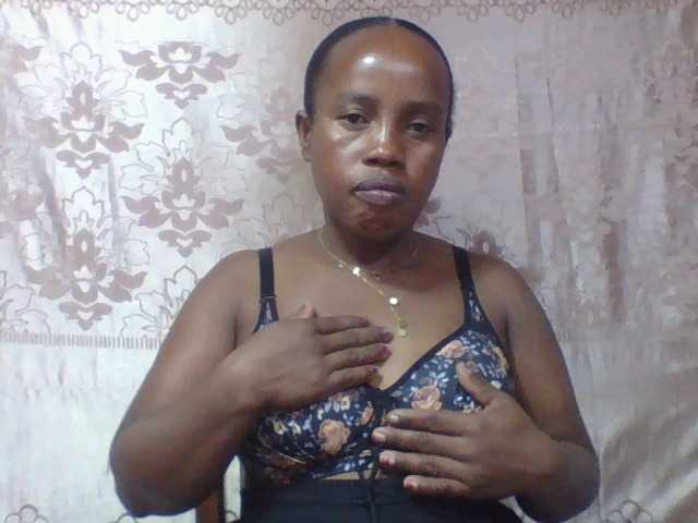 Anita4 live cam on BongaCams