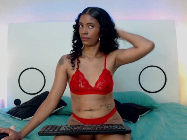 MilaBelle live webcam show