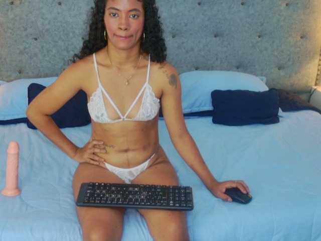 MilaBelle Cam en direct sur BongaCams