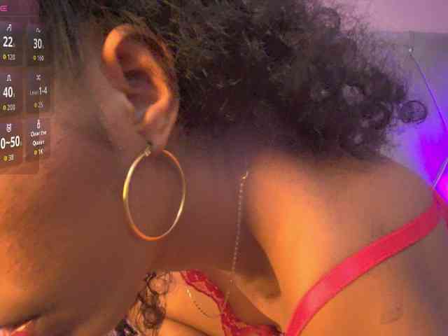 MilaBelle webcam