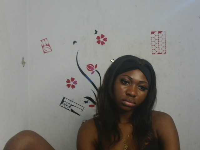 Nastywet-eva live cam on BongaCams
