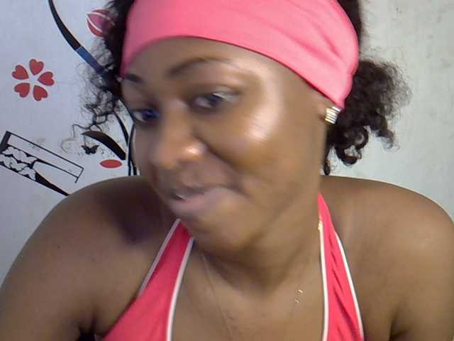 Nastywet-eva live cam on BongaCams