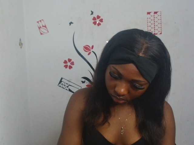 Nastywet-eva live cam on BongaCams